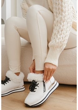 Białe Botki Sneakersy na Grubej Podeszwie z Futerkiem Biqilee ze sklepu born2be.pl w kategorii Buty sportowe damskie - zdjęcie 177571843