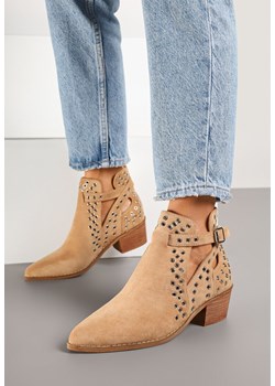 Ciemnobeżowe Botki Kowbojki Vices na Obcasie Ozdobione Wycięciem i Metalicznymi Wstawkami Nelori ze sklepu born2be.pl w kategorii Botki - zdjęcie 177572703