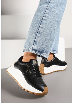 Czarne Sneakersy Vices na Grubej Podeszwie z Metaliczną Ozdobą Nelastra ze sklepu born2be.pl w kategorii Buty sportowe damskie - zdjęcie 177572914
