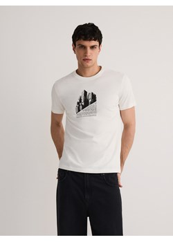 Reserved - T-shirt regular z nadrukiem - złamana biel ze sklepu Reserved w kategorii T-shirty męskie - zdjęcie 177584902