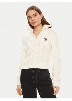 Tommy Jeans Sweter DW0DW20269 Écru Regular Fit ze sklepu MODIVO w kategorii Swetry damskie - zdjęcie 177597341