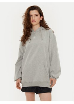 adidas Bluza Essentials IY9616 Szary Oversize ze sklepu MODIVO w kategorii Bluzy damskie - zdjęcie 177605363