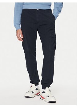 Tommy Jeans Joggery Ryan DM0DM20284 Granatowy Regular Fit ze sklepu MODIVO w kategorii Spodnie męskie - zdjęcie 177616790