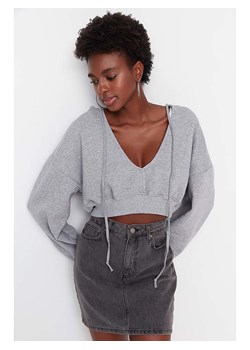 trendyol Sweter w kolorze szarym ze sklepu Limango Polska w kategorii Swetry damskie - zdjęcie 177639374