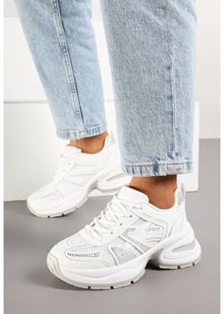 Białe Sneakersy na Piankowej Podeszwie Zdobione Cyrkoniami Raviel ze sklepu born2be.pl w kategorii Buty sportowe damskie - zdjęcie 177656041