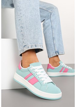 Jasnozielone Sneakersy na Płaskiej Podeszwie Ozdobione Paskami Ravesi ze sklepu born2be.pl w kategorii Buty sportowe damskie - zdjęcie 177656230