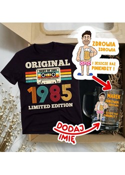 Zestaw prezentowy na 40 URODZINY - KOSZULKA ORAZ KUFEL Z IMIENIEM ze sklepu Time For Fashion w kategorii Bluzki damskie - zdjęcie 177659904
