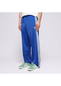 ADIDAS SPODNIE FIREBIRD TP ze sklepu Sizeer w kategorii Spodnie męskie - zdjęcie 177672704