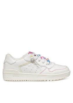 Sneakersy Geox J Washiba J45HXD 54 C0406 S Biały ze sklepu eobuwie.pl w kategorii Buty sportowe dziecięce - zdjęcie 177721564