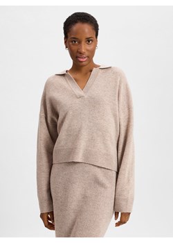 Marie Lund Damski sweter z dzianiny wykonany z wełny merynosów Kobiety Wełna merino beżowy jednolity ze sklepu vangraaf w kategorii Swetry damskie - zdjęcie 177789683