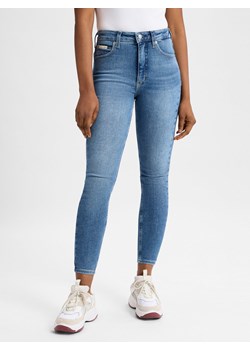 Calvin Klein Jeans Dżinsy Kobiety Bawełna medium stone jednolity ze sklepu vangraaf w kategorii Jeansy damskie - zdjęcie 177790274