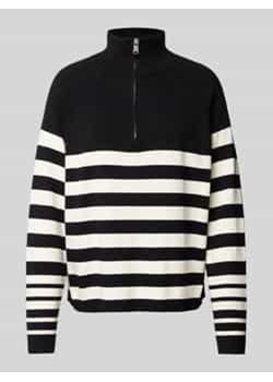 Sweter z dzianiny ze stójką model ‘Mmorla’ ze sklepu Peek&Cloppenburg  w kategorii Swetry damskie - zdjęcie 177810944