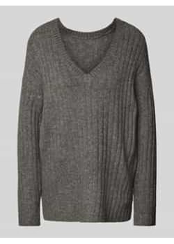 Sweter z dzianiny z dekoltem w serek model ‘MIRAZ’ ze sklepu Peek&Cloppenburg  w kategorii Swetry damskie - zdjęcie 177821714
