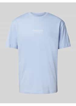 T-shirt o kroju relaxed fit z czystej bawełny ze sklepu Peek&Cloppenburg  w kategorii T-shirty męskie - zdjęcie 177830774
