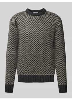 Sweter z dzianiny z okrągłym dekoltem model ‘HARRY’ ze sklepu Peek&Cloppenburg  w kategorii Swetry męskie - zdjęcie 177835962