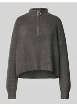 Sweter z dzianiny z kołnierzem model ‘NEWALICE’ ze sklepu Peek&Cloppenburg  w kategorii Swetry damskie - zdjęcie 177838111