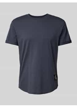 T-shirt z naszywką z logo ze sklepu Peek&Cloppenburg  w kategorii T-shirty męskie - zdjęcie 177845420