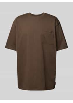 T-shirt o kroju oversized z nakładaną kieszenią na piersi ze sklepu Peek&Cloppenburg  w kategorii T-shirty męskie - zdjęcie 177850062