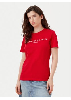 Tommy Hilfiger T-Shirt WW0WW40276 Czerwony Regular Fit ze sklepu MODIVO w kategorii Bluzki damskie - zdjęcie 177880460