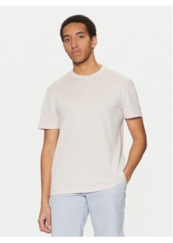 Calvin Klein T-Shirt K10K114166 Beżowy Regular Fit ze sklepu MODIVO w kategorii T-shirty męskie - zdjęcie 177881353