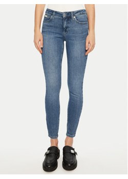 Calvin Klein Jeans Jeansy J20J224488 Niebieski Skinny Fit ze sklepu MODIVO w kategorii Jeansy damskie - zdjęcie 177885651