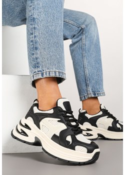 Czarno-Beżowe Sneakersy na Grubej Tłoczonej Podeszwie z Geometrycznym Motywem Soloria ze sklepu born2be.pl w kategorii Buty sportowe damskie - zdjęcie 177898171