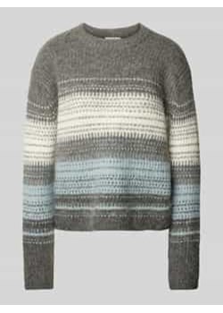 Sweter z dzianiny z dodatkiem wełny model ‘Pradeta’ ze sklepu Peek&Cloppenburg  w kategorii Swetry damskie - zdjęcie 177944912