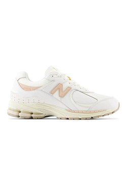 Buty New Balance U M2002RVF białe ze sklepu ButyModne.pl w kategorii Buty sportowe damskie - zdjęcie 177969574