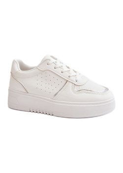 Sneakersy Damskie Na Platformie Z Ozdobnym Sznurowaniem Białe Mistra ze sklepu ButyModne.pl w kategorii Buty sportowe damskie - zdjęcie 177973763