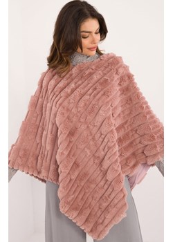 Różowe poncho z eko futra AT-PN-2347.88, Kolor różowy, Rozmiar uniwersalny, WOOL FASHION ITALIA ze sklepu Primodo w kategorii Poncza - zdjęcie 178011233