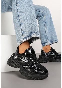 Czarne Sneakersy na Grubej Tłoczonej Podeszwie z Geometrycznym Wzorem Deoliriel ze sklepu born2be.pl w kategorii Buty sportowe damskie - zdjęcie 178033780