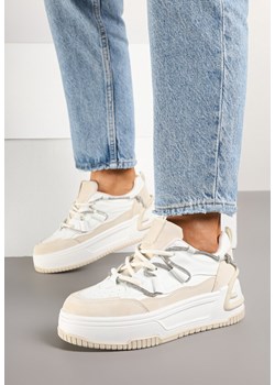 Biało-Beżowe Sneakersy na Grubej Podeszwie Zdobione Cyrkoniami Neothra ze sklepu born2be.pl w kategorii Buty sportowe damskie - zdjęcie 178051111