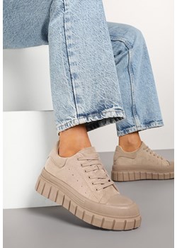 Ciemnobeżowe Sneakersy Vices na Grubej Tłoczonej Podeszwie z Perforacją Lealita ze sklepu born2be.pl w kategorii Buty sportowe damskie - zdjęcie 178051240