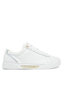 Sneakersy Tommy Hilfiger Chic Court Sneaker FW0FW08642 Biały ze sklepu eobuwie.pl w kategorii Buty sportowe damskie - zdjęcie 178114053