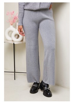 Soft Cashmere Spodnie w kolorze szarym ze sklepu Limango Polska w kategorii Spodnie damskie - zdjęcie 178119841