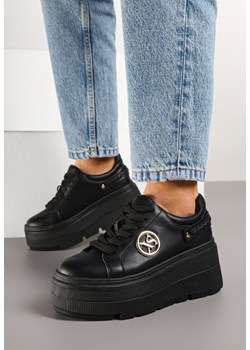 Czarne Sneakersy Vices na Grubej Podeszwie z Metaliczną Ozdobą Tatorelis ze sklepu born2be.pl w kategorii Buty sportowe damskie - zdjęcie 178159503