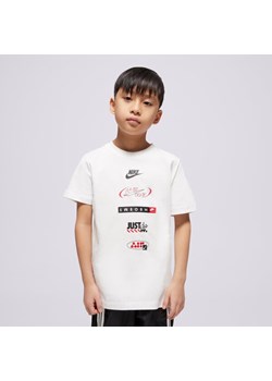 NIKE T-SHIRT K NSW TEE LOGOS BOY ze sklepu Sizeer w kategorii T-shirty chłopięce - zdjęcie 178166642