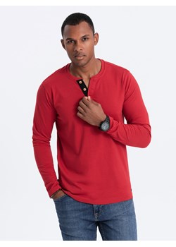 Longsleeve męski z guzikami przy dekolcie - czerwony V7 OM-LSCL-0107 ze sklepu ombre w kategorii T-shirty męskie - zdjęcie 178180360