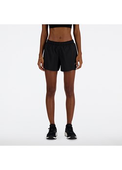 Spodenki damskie New Balance WS41225BK – czarne ze sklepu New Balance Poland w kategorii Szorty - zdjęcie 178182964