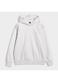 Bluza dresowa nierozpinana z kapturem uniseks 4F 4FWSS25TSWSU1547 - szara ze sklepu Sportstylestory.com w kategorii Bluzy damskie - zdjęcie 178188013