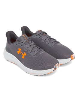 Męskie buty do biegania Under Armour UA Charged Pursuit 4 - szare ze sklepu Sportstylestory.com w kategorii Buty sportowe męskie - zdjęcie 178209310