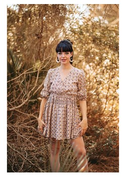 Isla Bonita by SIGRIS Sukienka w kolorze jasnobrązowym ze sklepu Limango Polska w kategorii Sukienki - zdjęcie 178229632