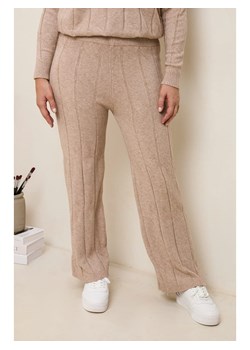 Curvy Lady Spodnie w kolorze jasnobrązowym ze sklepu Limango Polska w kategorii Spodnie damskie - zdjęcie 178231142