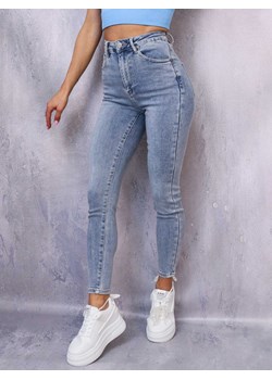 SPODNIE JEANSOWE SKINNY Z BARDZO WYSOKIM STANEM ze sklepu olika.com.pl w kategorii Jeansy damskie - zdjęcie 178256710