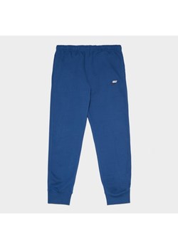 NIKE SPODNIE M NSW CLUB DT JGGR BB ze sklepu JD Sports  w kategorii Spodnie męskie - zdjęcie 178261401