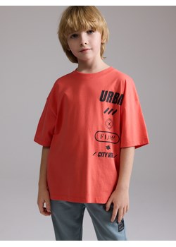 Reserved - Bawełniany t-shirt z nadrukiem - czerwony ze sklepu Reserved w kategorii T-shirty chłopięce - zdjęcie 178277632