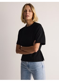 Reserved - Taliowany t-shirt - czarny - id: 141AF-99X - marki Reserved - 178279254 Reserved - Taliowany t-shirt - czarny ze sklepu Reserved w kategorii Bluzki damskie - zdjęcie 178279254