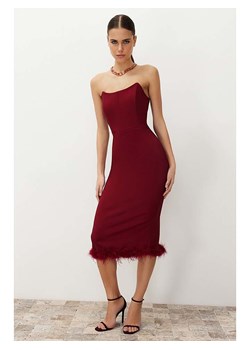 trendyol Sukienka w kolorze czerwonym ze sklepu Limango Polska w kategorii Sukienki - zdjęcie 178304271