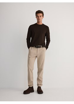 Reserved - Wiskozowy sweter - ciemnobrązowy ze sklepu Reserved w kategorii Swetry męskie - zdjęcie 178334671