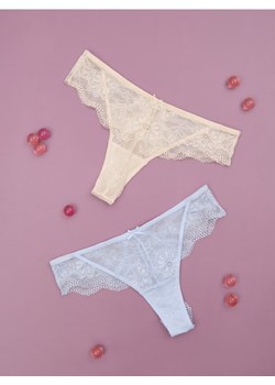 Sinsay - Majtki stringi 2 pack - wielobarwny ze sklepu Sinsay w kategorii Majtki damskie - zdjęcie 178359111